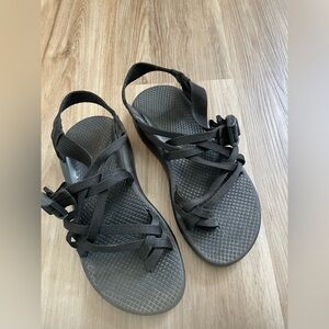 Chaco zx/2 cloud sandals in Black